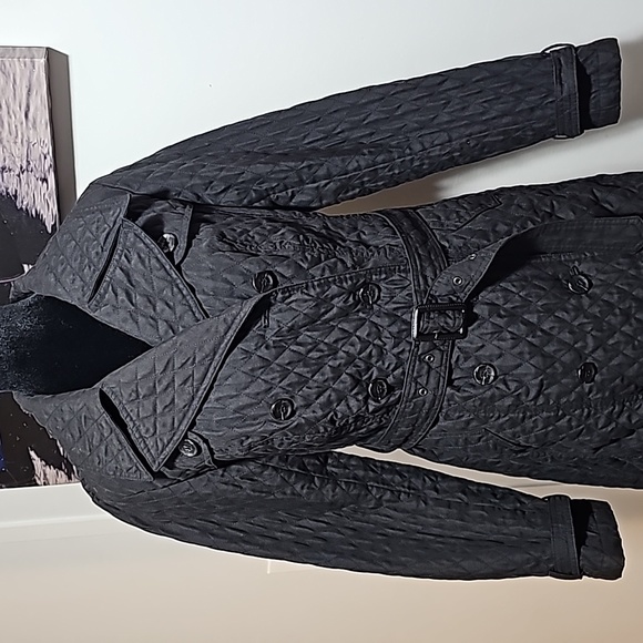 Long quilted trench coat with belt. - Picture 2 of 5